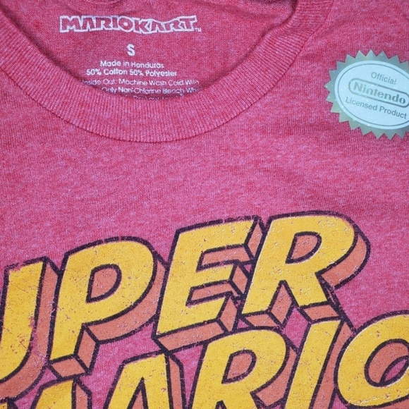 Mario Kart Super Mario Graphic T - Picture 3 of 5